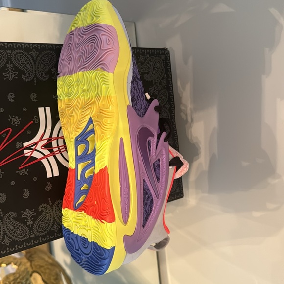 🎉🎉🎉Brand New KD15 NRG, get your kids ready for back to school!🎉🎉🎉 - Picture 3 of 9